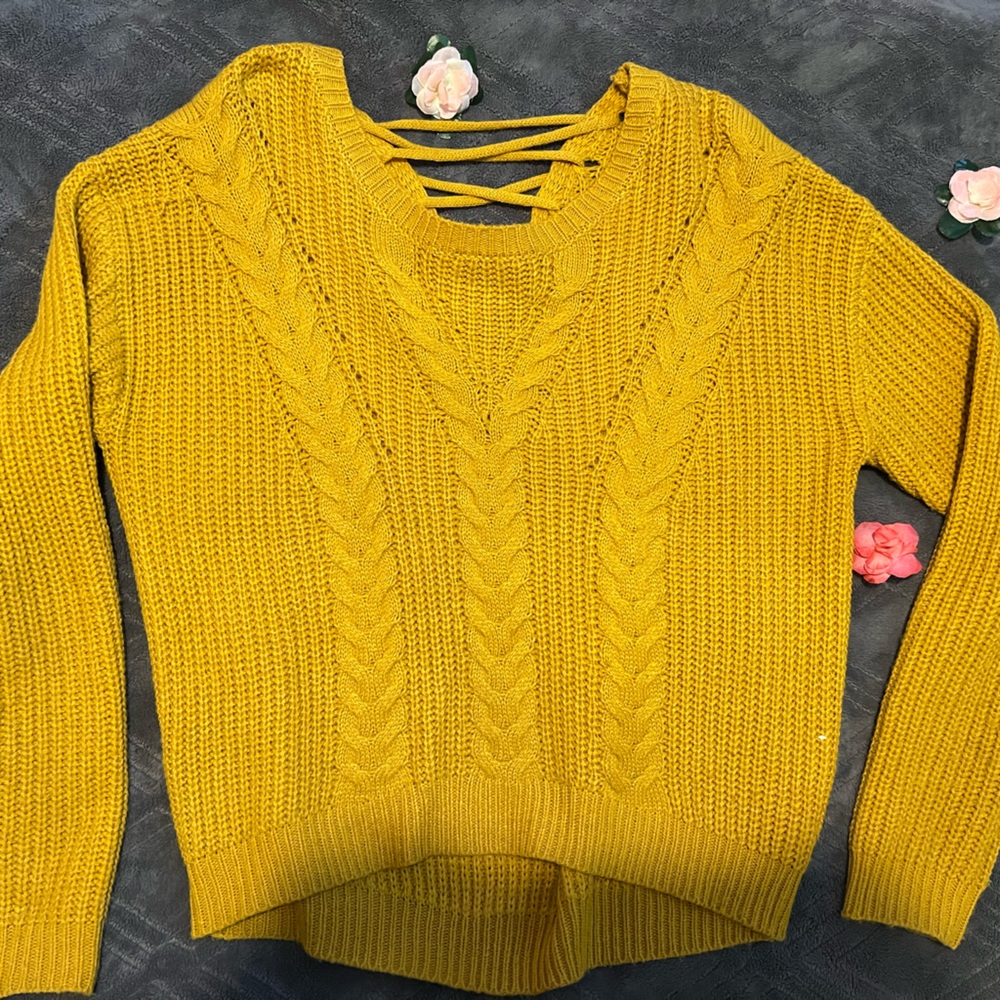 Cute mustard sweater